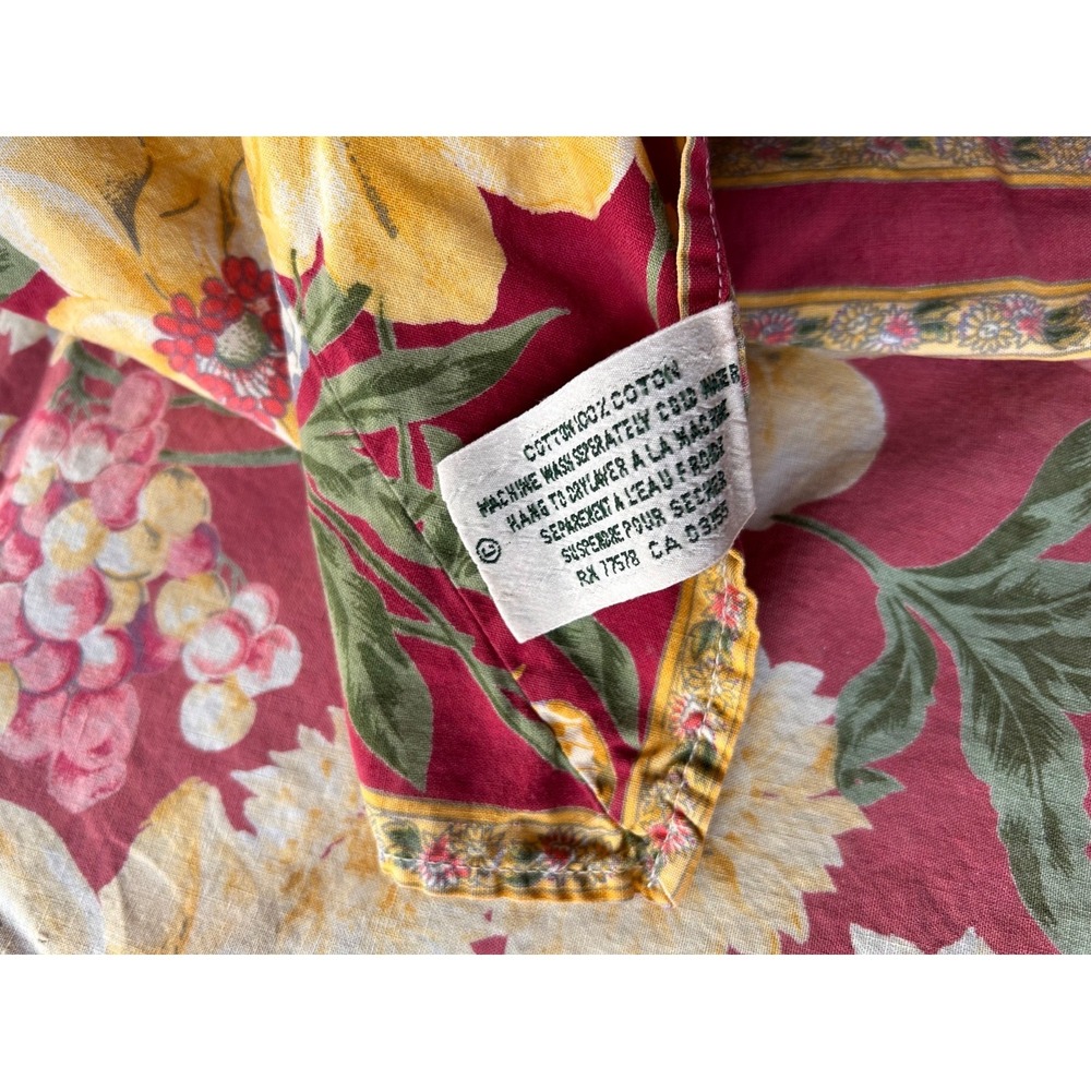 Vintage April Cornell Floral Butterfly Red Rectangle Tablecloth 64" X 98" - Picture 5 of 13